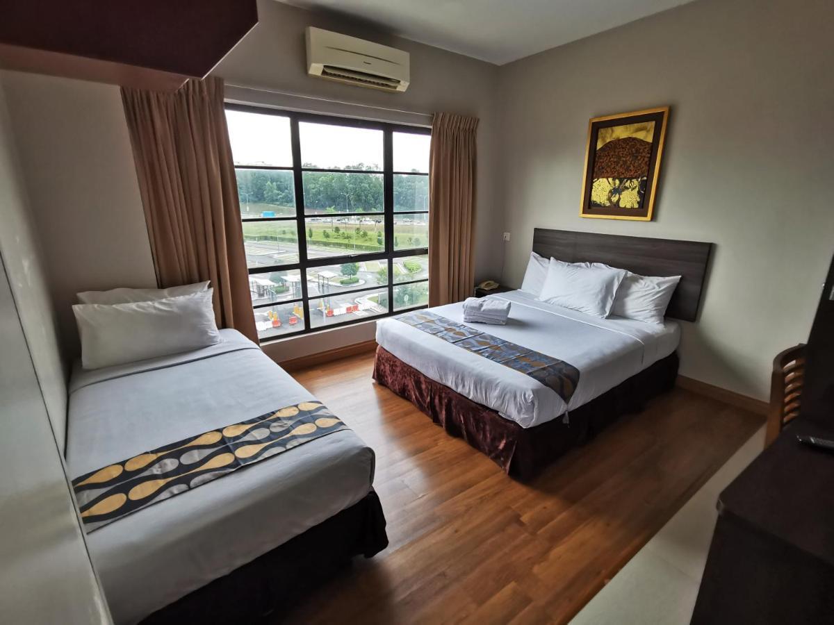 Goodhope Hotel Шах Алам Екстериор снимка